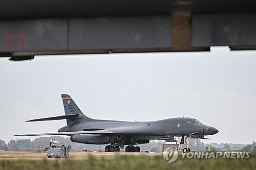 "美, 이란 드론공격 가능성에 英기지서 B-1폭격기 12대 철수"