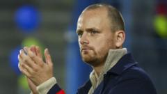 Hibs appoint Dutchman Reedijk as new manager