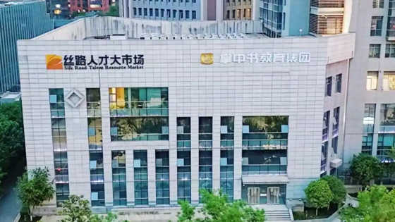 不学医也能拿医师证？两地回应
