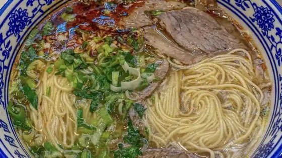 “兰州拉面”为何换名“青海拉面”