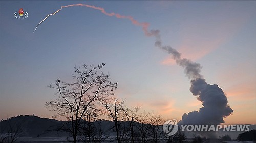 北 "오늘 중거리전략미사일 발사훈련…한·일 탐지능력 한계"(종합)