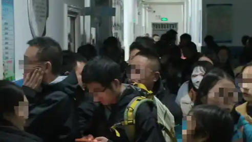 为游客铺床的祁连县文旅局长回应争议