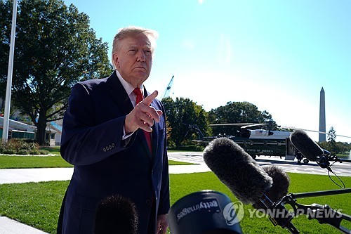 트럼프 "우크라와 정보공유 중단 안해…러·우와 종전 협력"