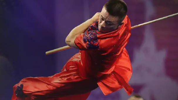 高晓彬夺武术男子刀术棍术全能金牌