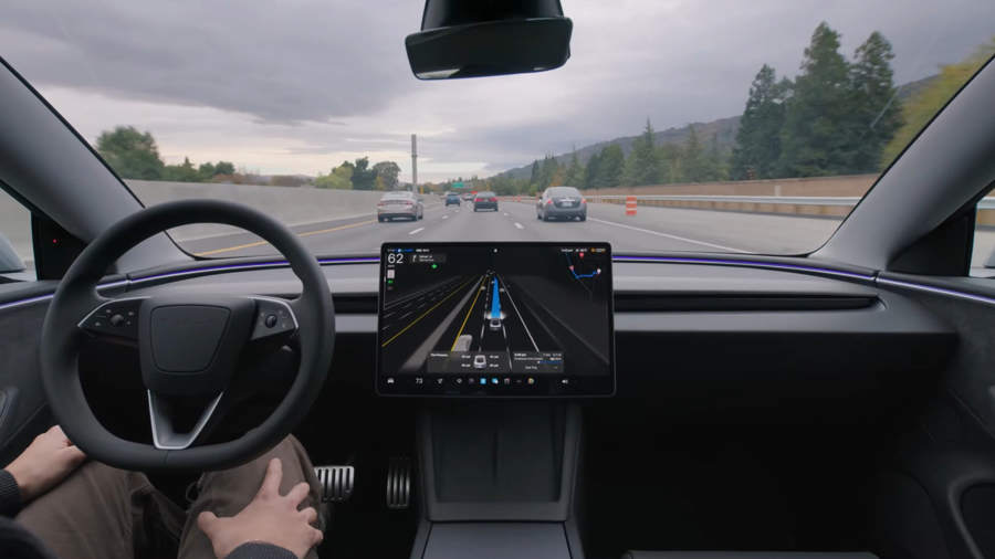 Tesla will soon roll out FSD Supervised in the Czech Republic