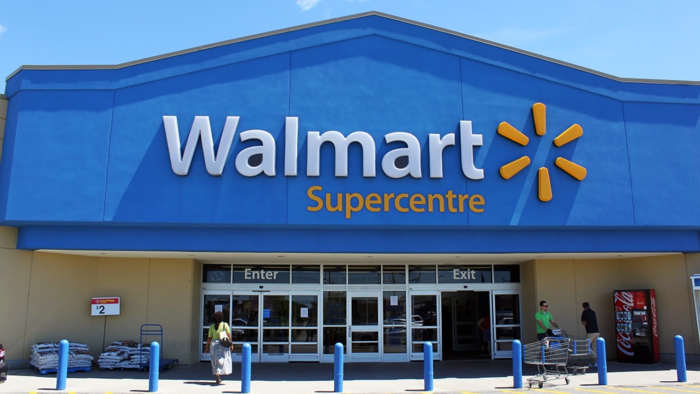 Walmart Keeps Cratering: 45% Gains Are Expected From A Respected Wall Street Pro
